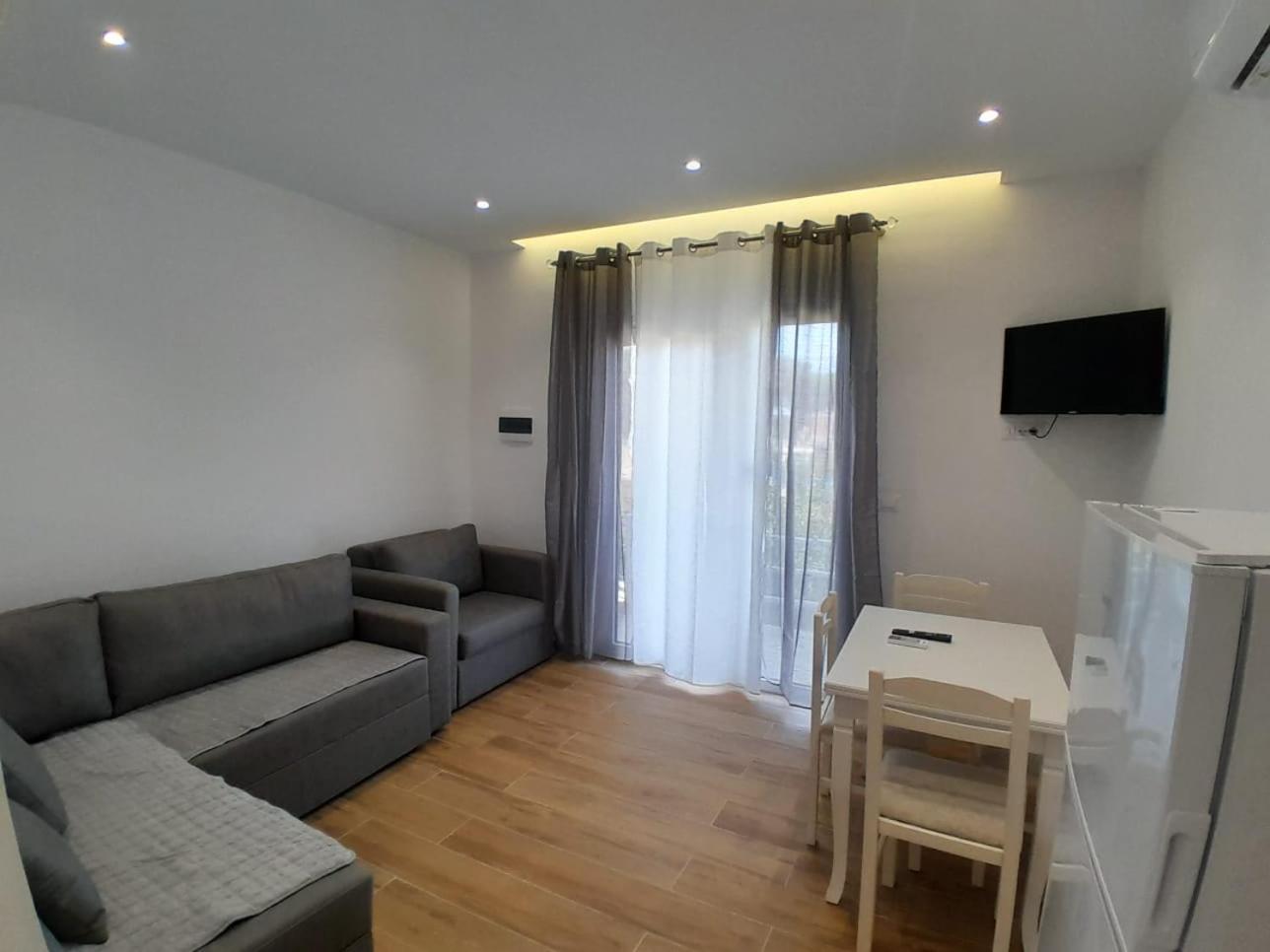 Affittacamere Damir Vlorë